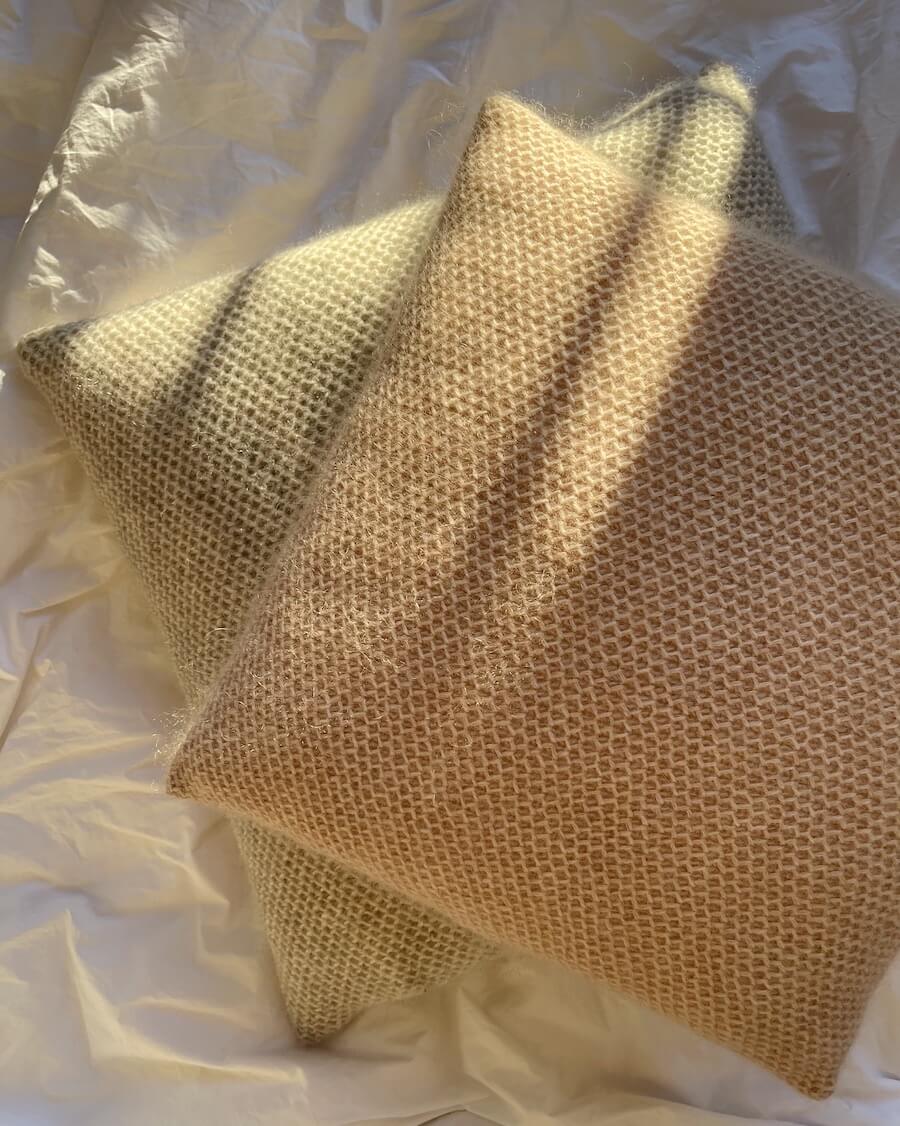 Backside for pillow 40cmx40cm - PetiteKnit