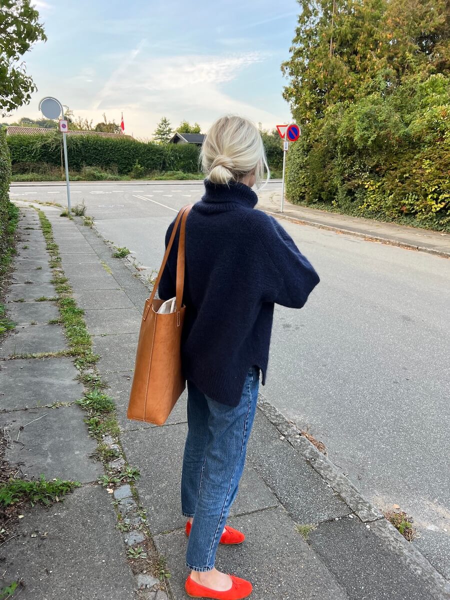 Chestnut Sweater Pattern - PetiteKnit