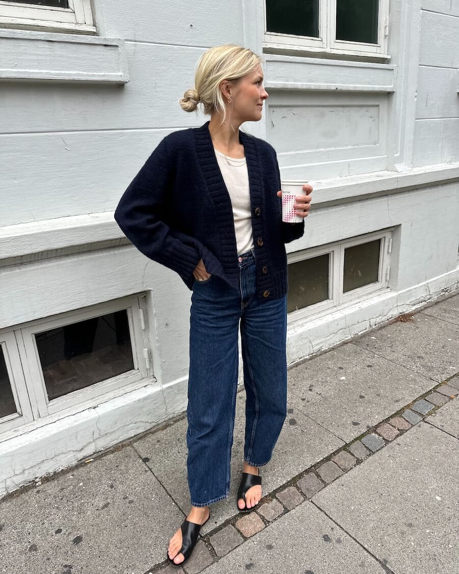 Eva Cardigan Pattern - PetiteKnit