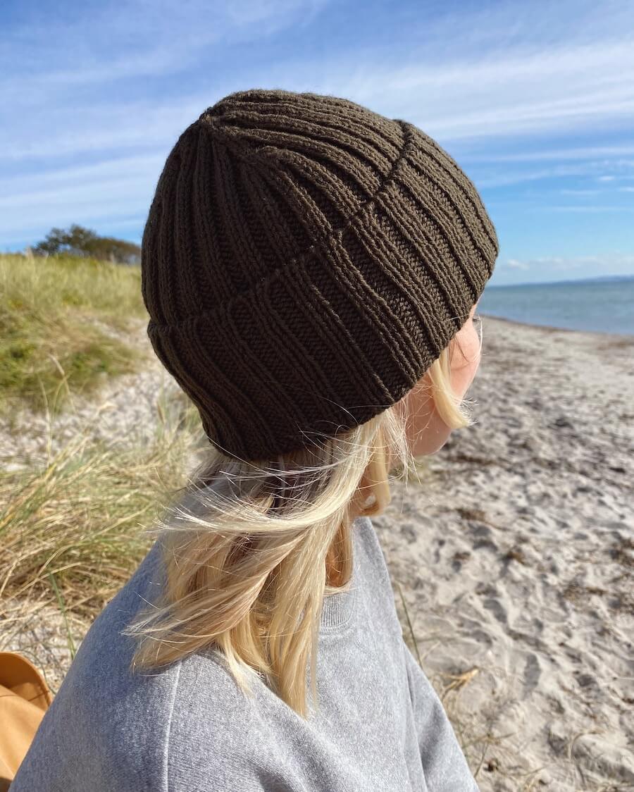 Hipster Hat Pattern - PetiteKnit
