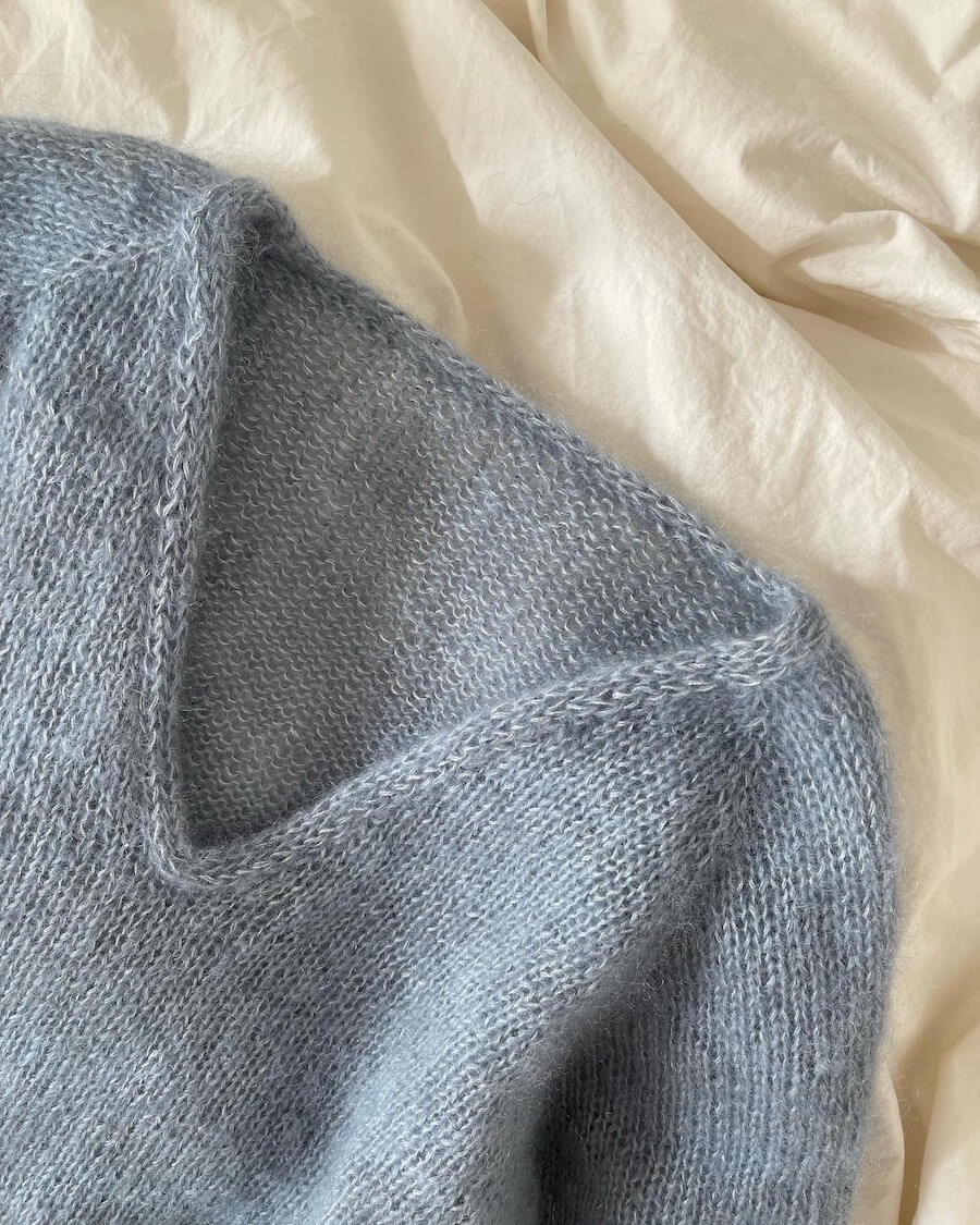 Cumulus Blouse Pattern - PetiteKnit