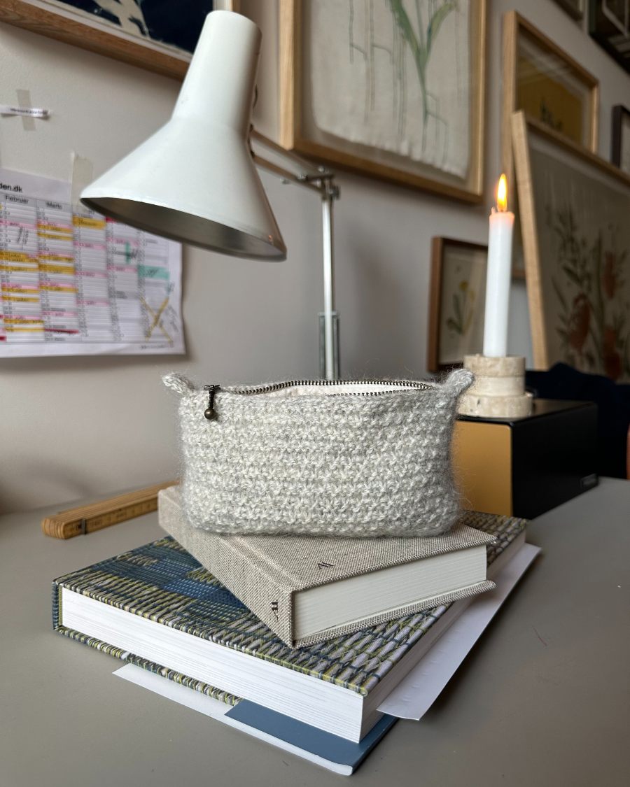 Marie Case Pattern - PetiteKnit