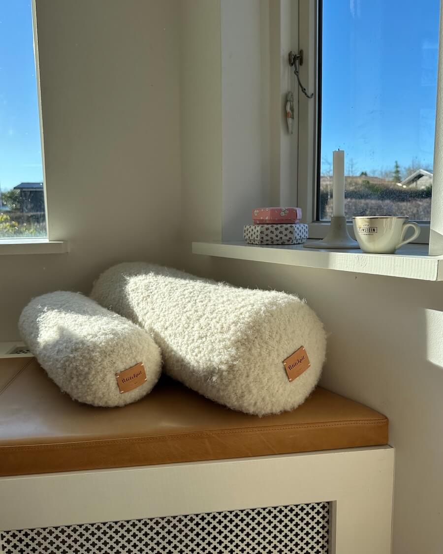 Teddy Pillow Pattern - PetiteKnit