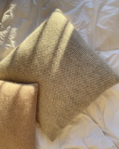 Backside for pillow 50cmx50cm - PetiteKnit