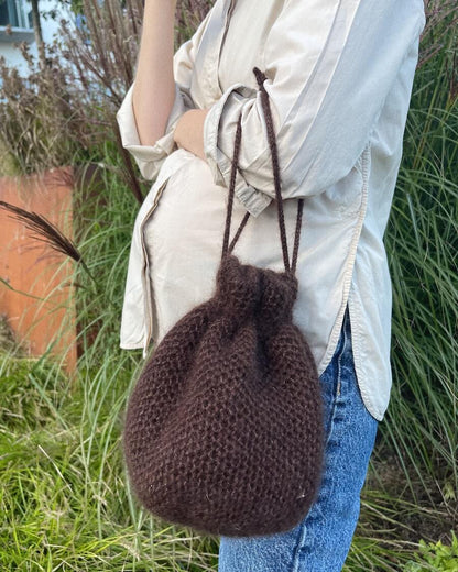 Honey Bucket Bag Pattern - PetiteKnit