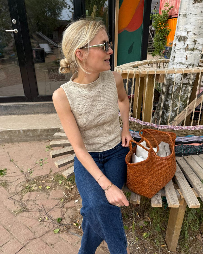 Ivy Top Pattern - PetiteKnit