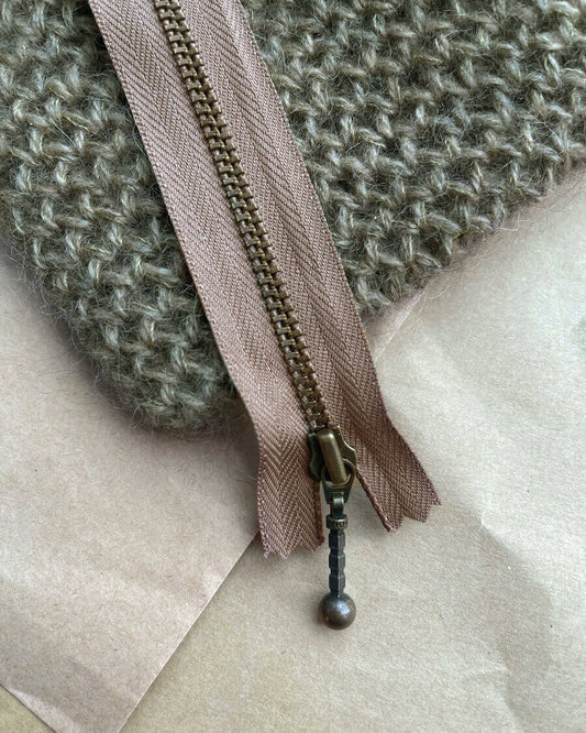 Hazelnut Zipper, 14cm - PetiteKnit