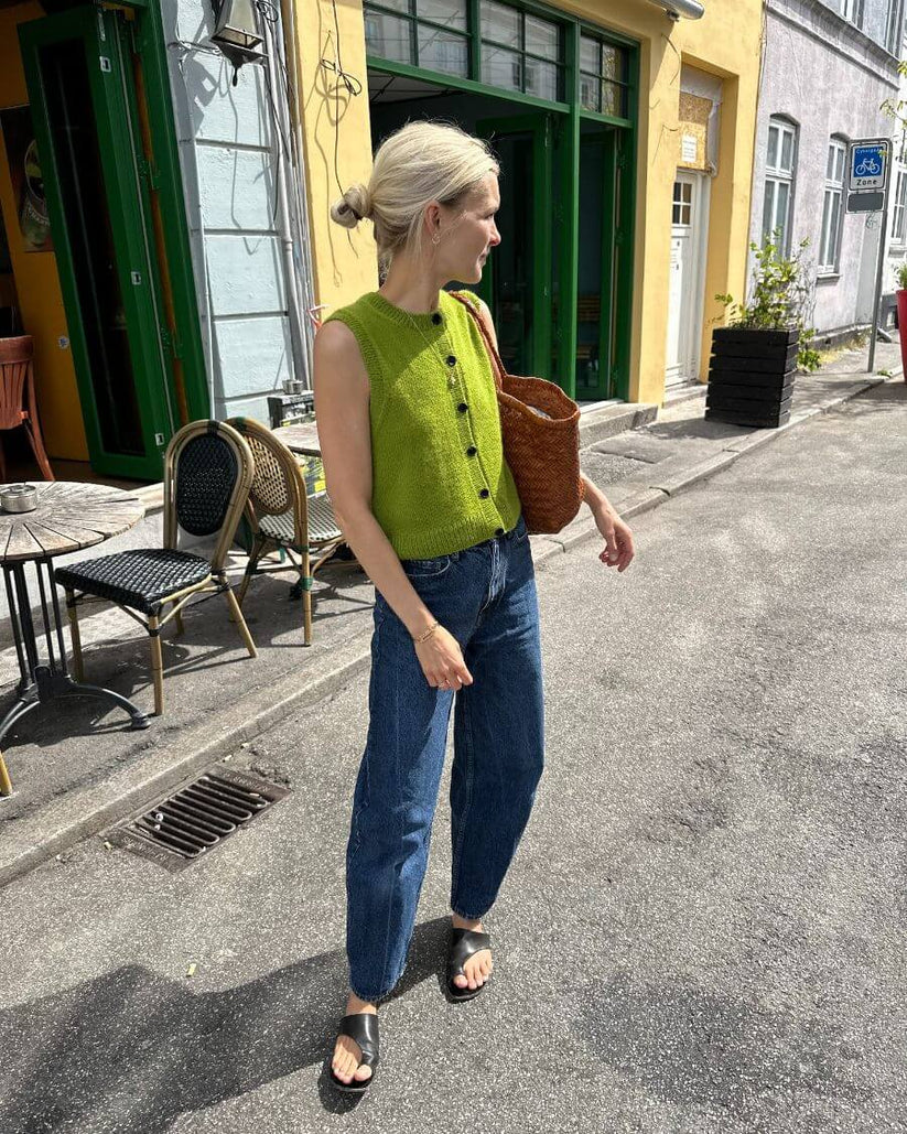 Maggie Vest Pattern - PetiteKnit