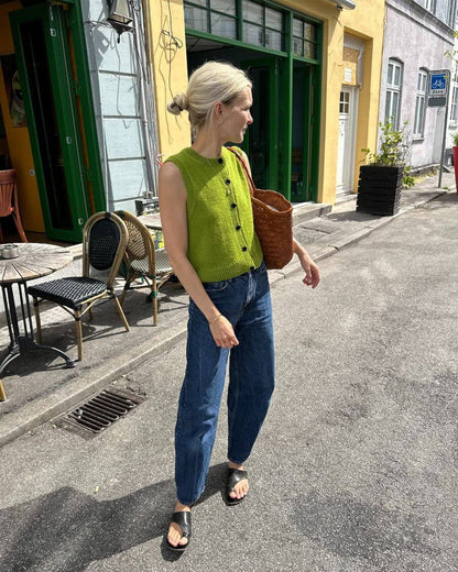 Maggie Vest Pattern - PetiteKnit