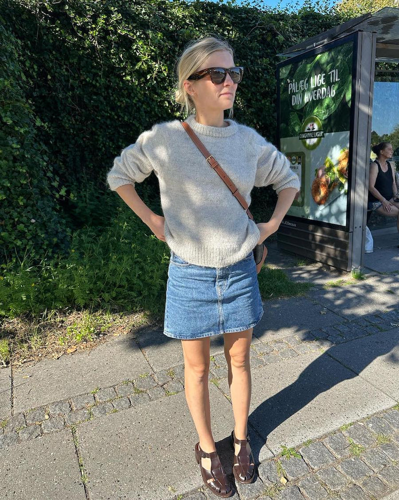 Monday Sweater Pattern - PetiteKnit