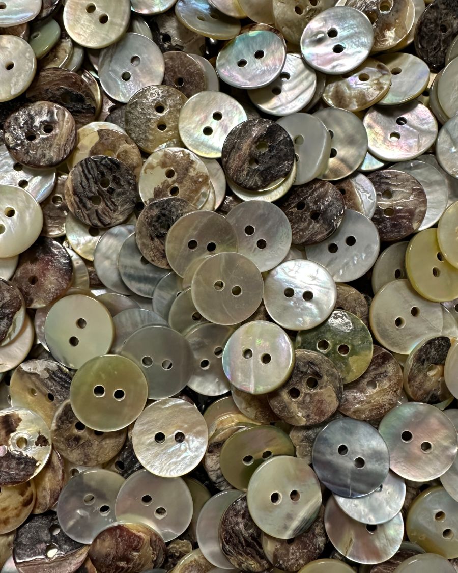 Mother of Pearl Buttons 15mm, 10pcs - PetiteKnit