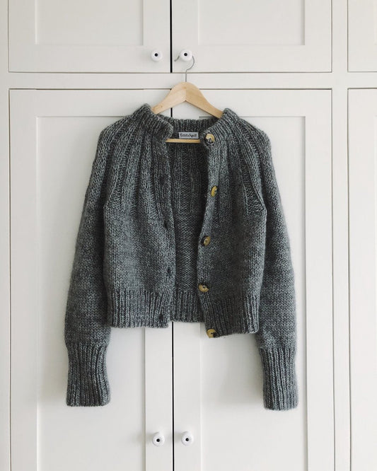 Sunday Cardigan Pattern - PetiteKnit