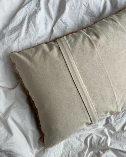 PetiteKnit Honey Pillow Kit - 40cm x 60cm, Brown Sugar